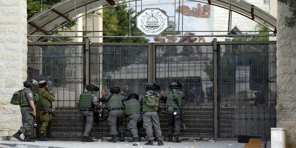 Israeli forces storm Al-Quds University, October 2015 (Photo: Al-Ittihad)