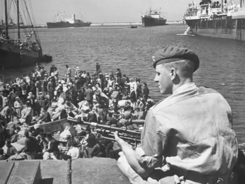 Nakba gunpoint.png