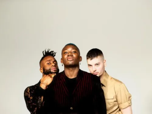 Young-Fathers-1528895221-640x427.jpg