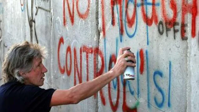 Roger water, wall cultural boycott 