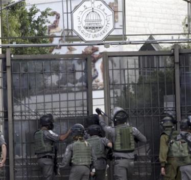 Israeli soldiers raid Palestinian Al Quds University