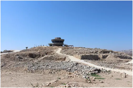 The Haroeh Tower on top of the archaeological tel.png